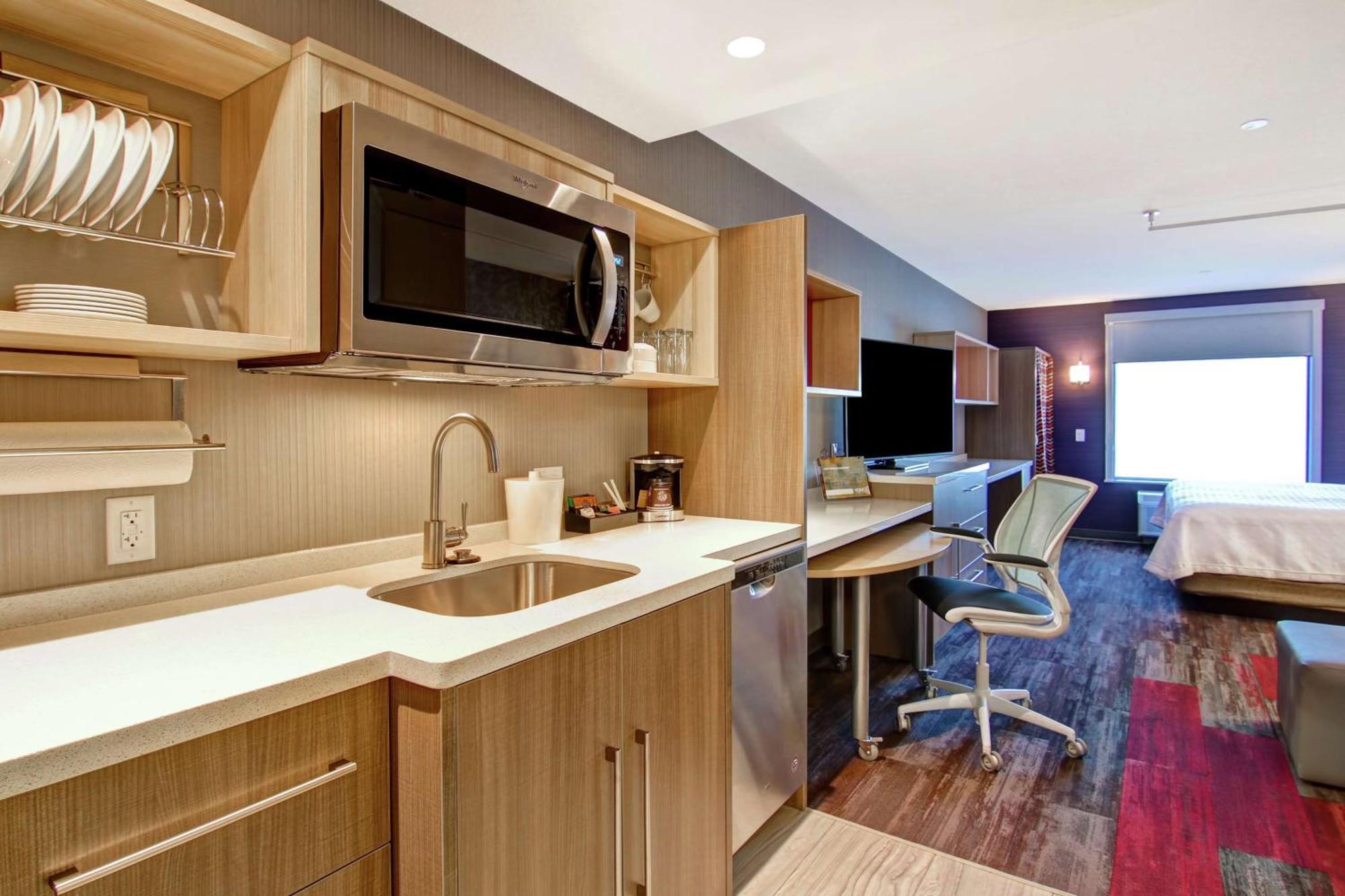Home2 Suites By Hilton Edmonton South Экстерьер фото