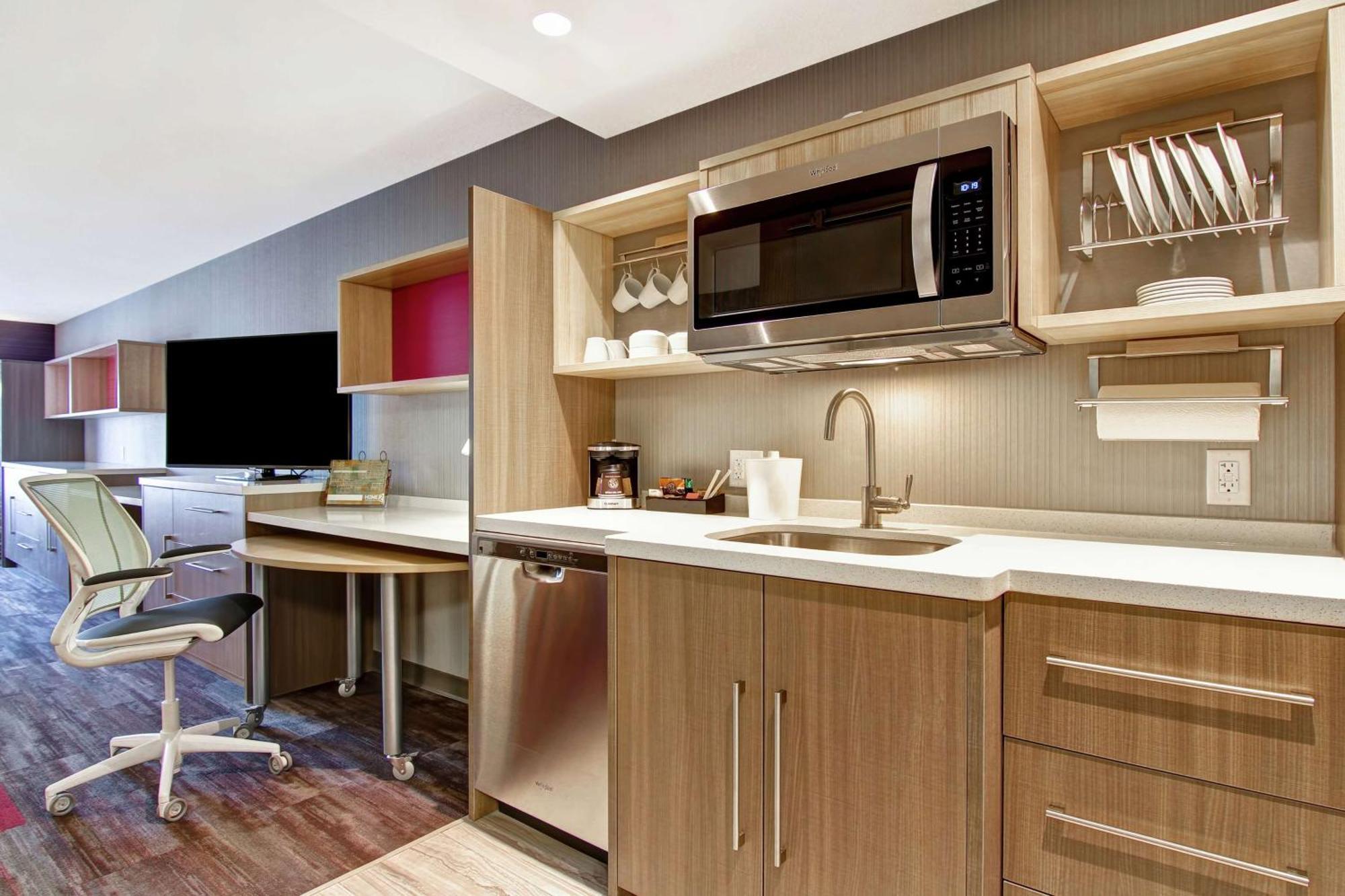 Home2 Suites By Hilton Edmonton South Экстерьер фото